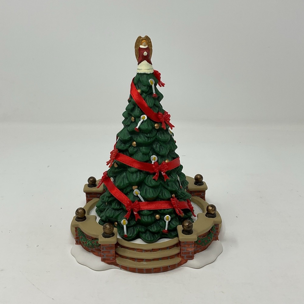 Dept 56 Heritage Village Collection Dickens Town Tree 4044820 Christmas
